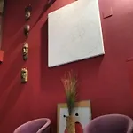 Aparteasy - Monument, Large, Cosy Apartment