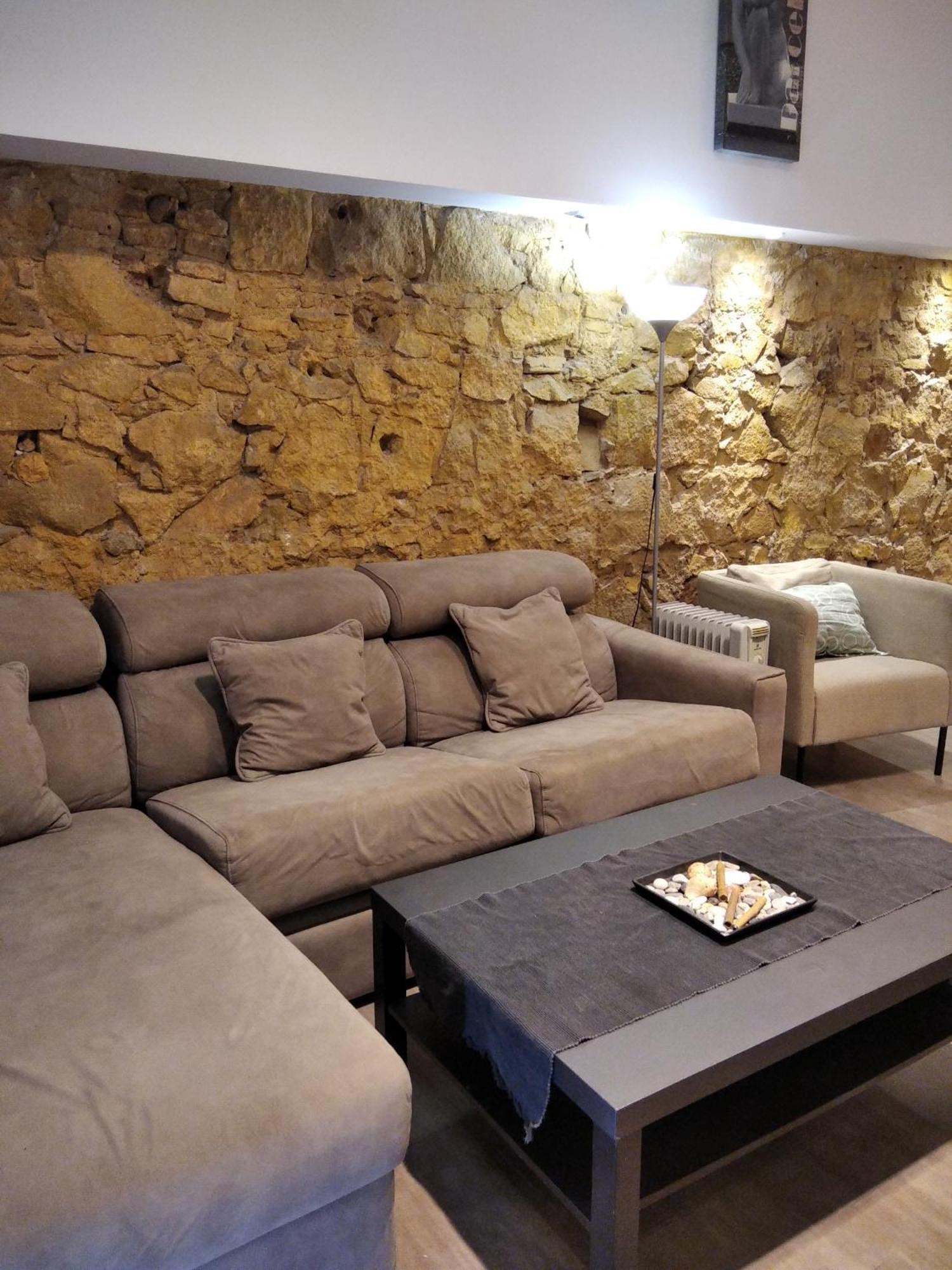 Aparteasy - Monument, Large, Cosy Apartamento Barcelona