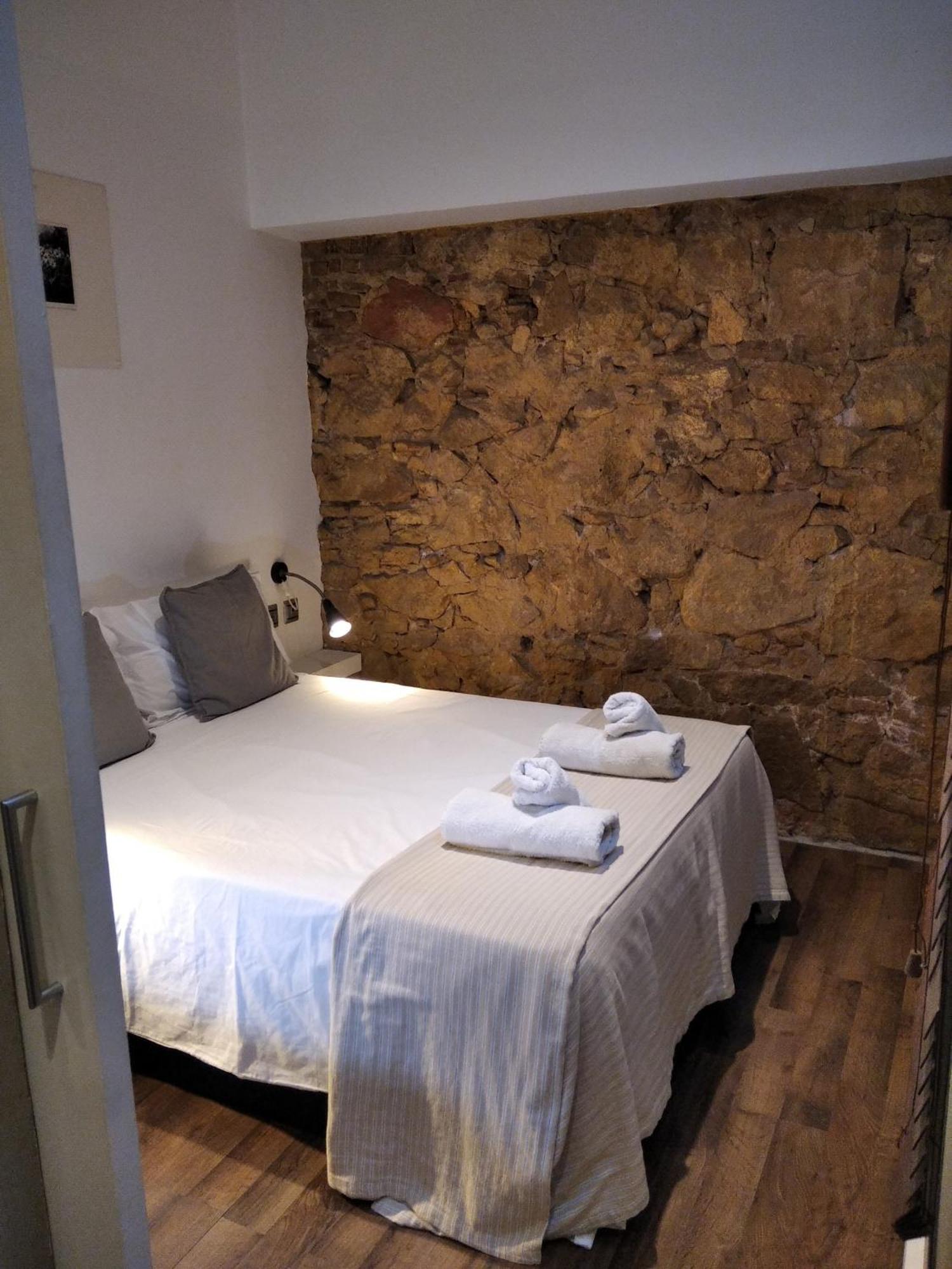 Aparteasy - Monument, Large, Cosy *